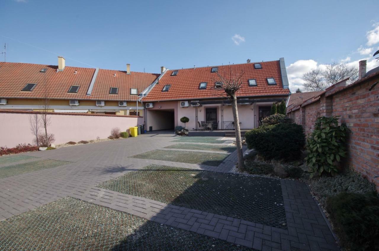 Royal Residence Apartments Gyula Luaran gambar