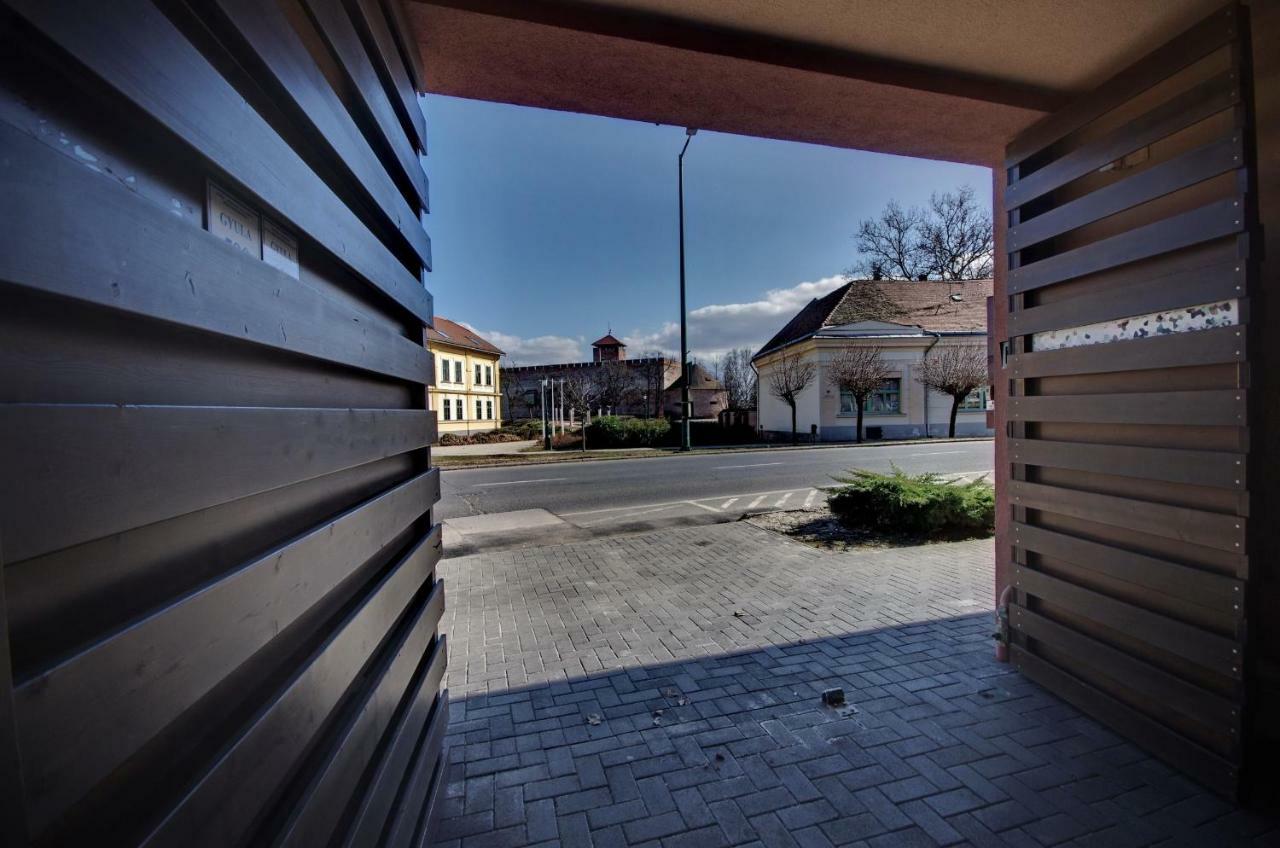 Royal Residence Apartments Gyula Luaran gambar
