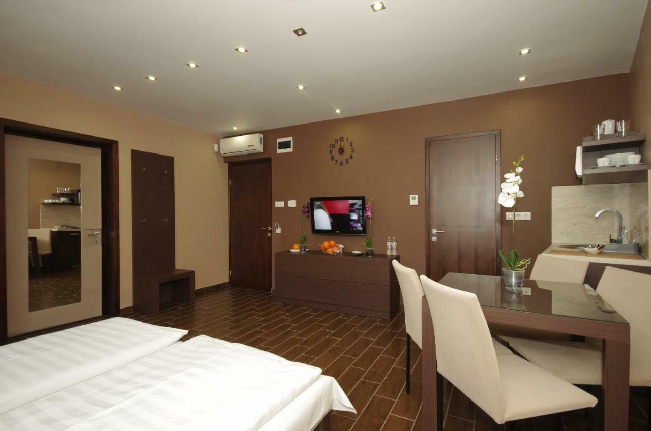 Royal Residence Apartments Gyula Luaran gambar